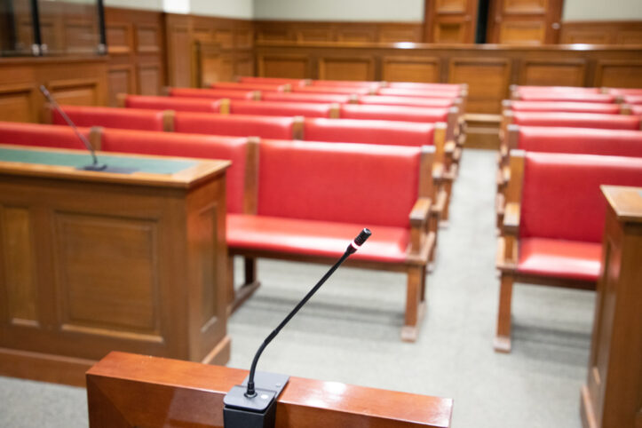 Crossing- Does your Fairfax criminal lawyer do it well?- Image of courtroom